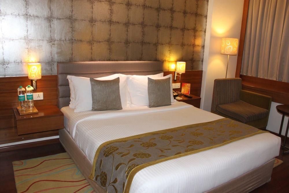 פאטנה Hotel Maurya Patna מראה חיצוני תמונה