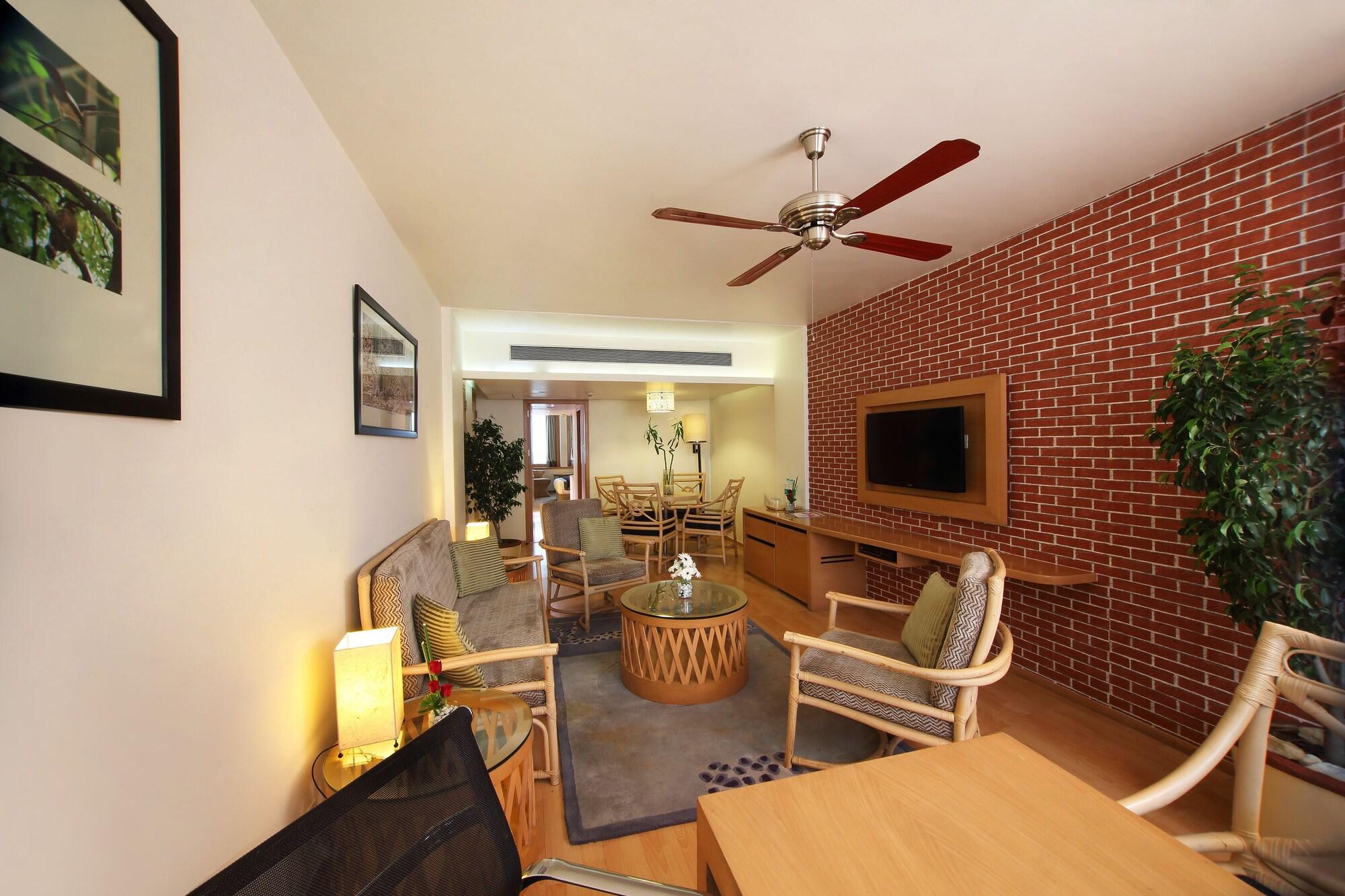 פאטנה Hotel Maurya Patna מראה חיצוני תמונה