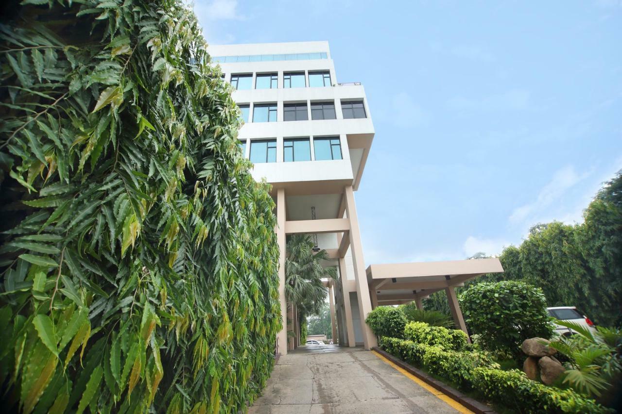 פאטנה Hotel Maurya Patna מראה חיצוני תמונה