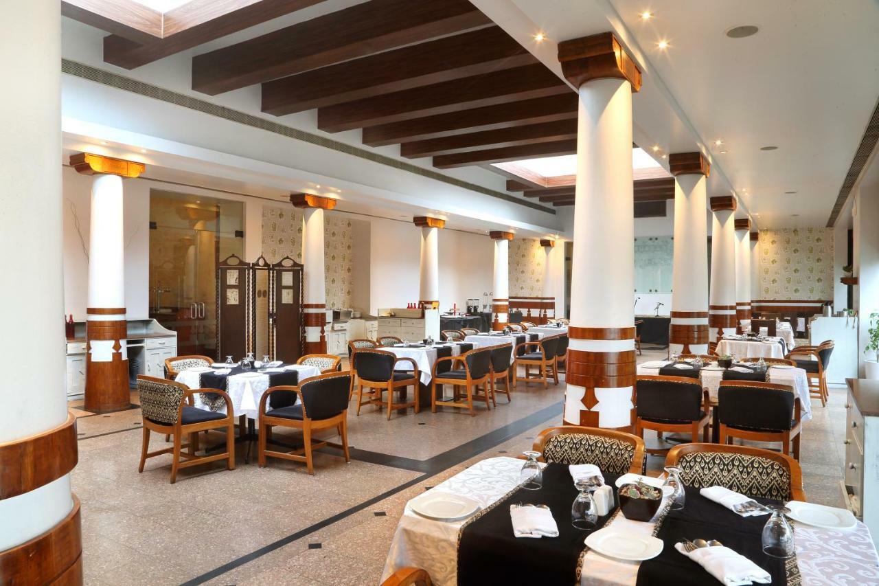 פאטנה Hotel Maurya Patna מראה חיצוני תמונה
